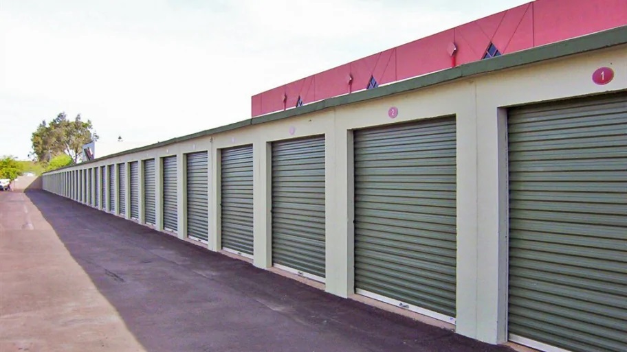 Get Dedicated Storage Units Service in Midlothian at Best Price