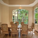 Dining room, parkland, luxury home — Roulette Jackpot Casino Review